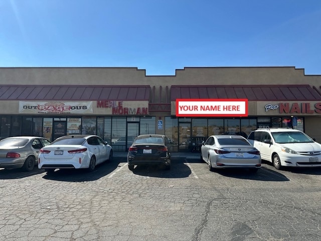 13728 Hesperia Rd, Victorville, CA for lease Building Photo- Image 1 of 18