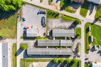 208 Bradshaw Pike, Hopkinsville, KY - AERIAL map view - Image1