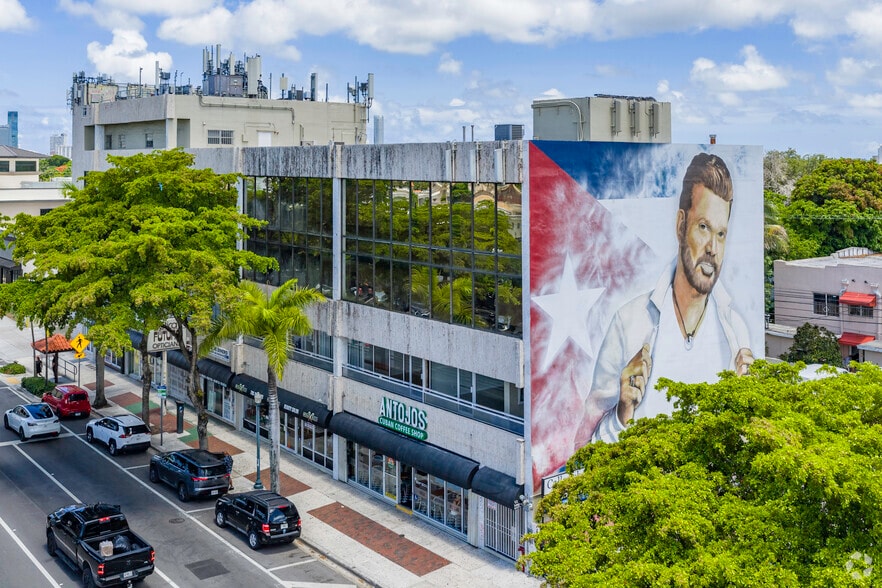 1850 SW 8th St, Miami, FL à louer - Photo principale - Image 1 de 7