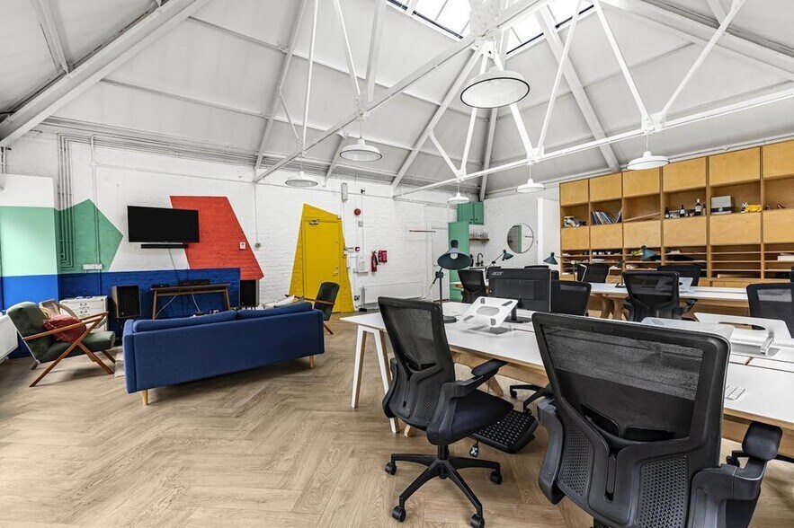 25 Hackney Rd, Londres à louer - Photo intérieure - Image 2 de 48