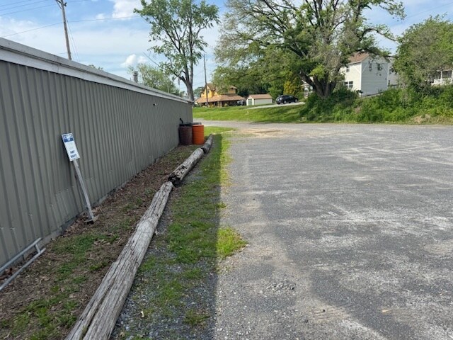 Plus de détails pour 333 Main St, Shoemakersville, PA - Industriel à louer