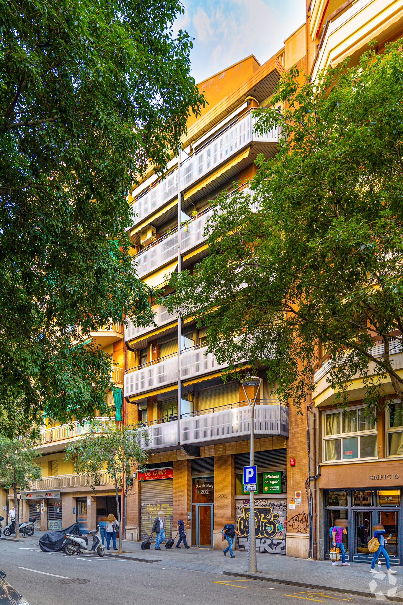 Carrer del Dos de Maig, 202, Barcelona, Barcelona for lease Primary Photo- Image 1 of 2