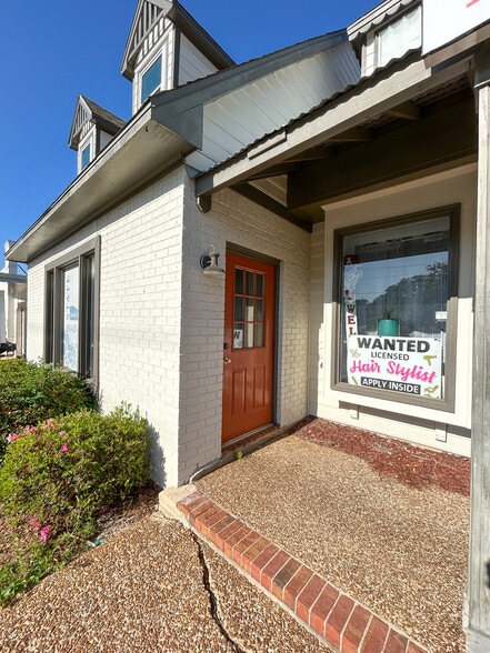 1203 US Highway 98, Daphne, AL for lease - Building Photo - Image 2 of 3