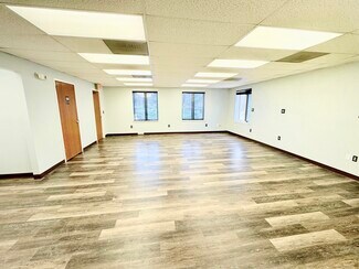 Plus de détails pour 1342-1360 Old Bridge Rd, Woodbridge, VA - Bureau à louer