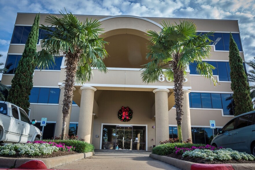 6605 Cypresswood Dr, Spring, TX for lease - Primary Photo - Image 1 of 27