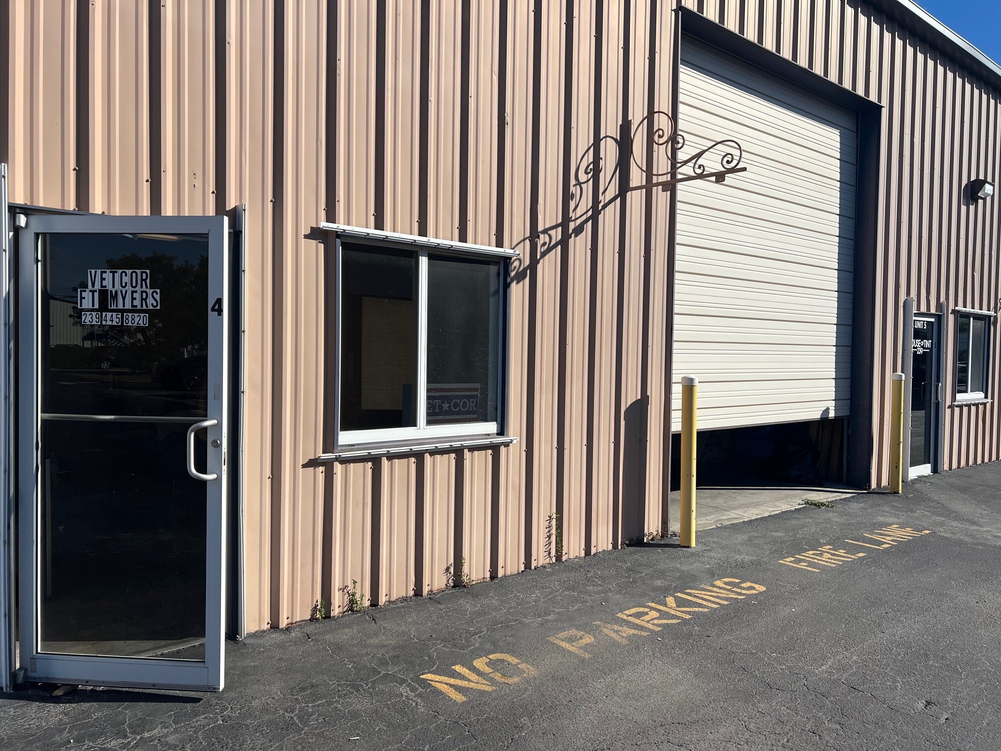 2621 NE 9th Ave, Cape Coral, FL for lease Interior Photo- Image 1 of 7