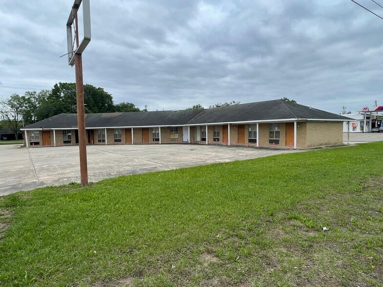4602 Avenue H, Rosenberg, TX à vendre - Photo du bâtiment - Image 1 de 16