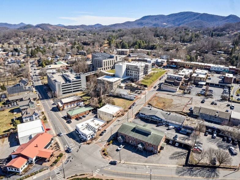 Lot 8 Depot St, Waynesville, NC for sale - Building Photo - Image 3 of 16