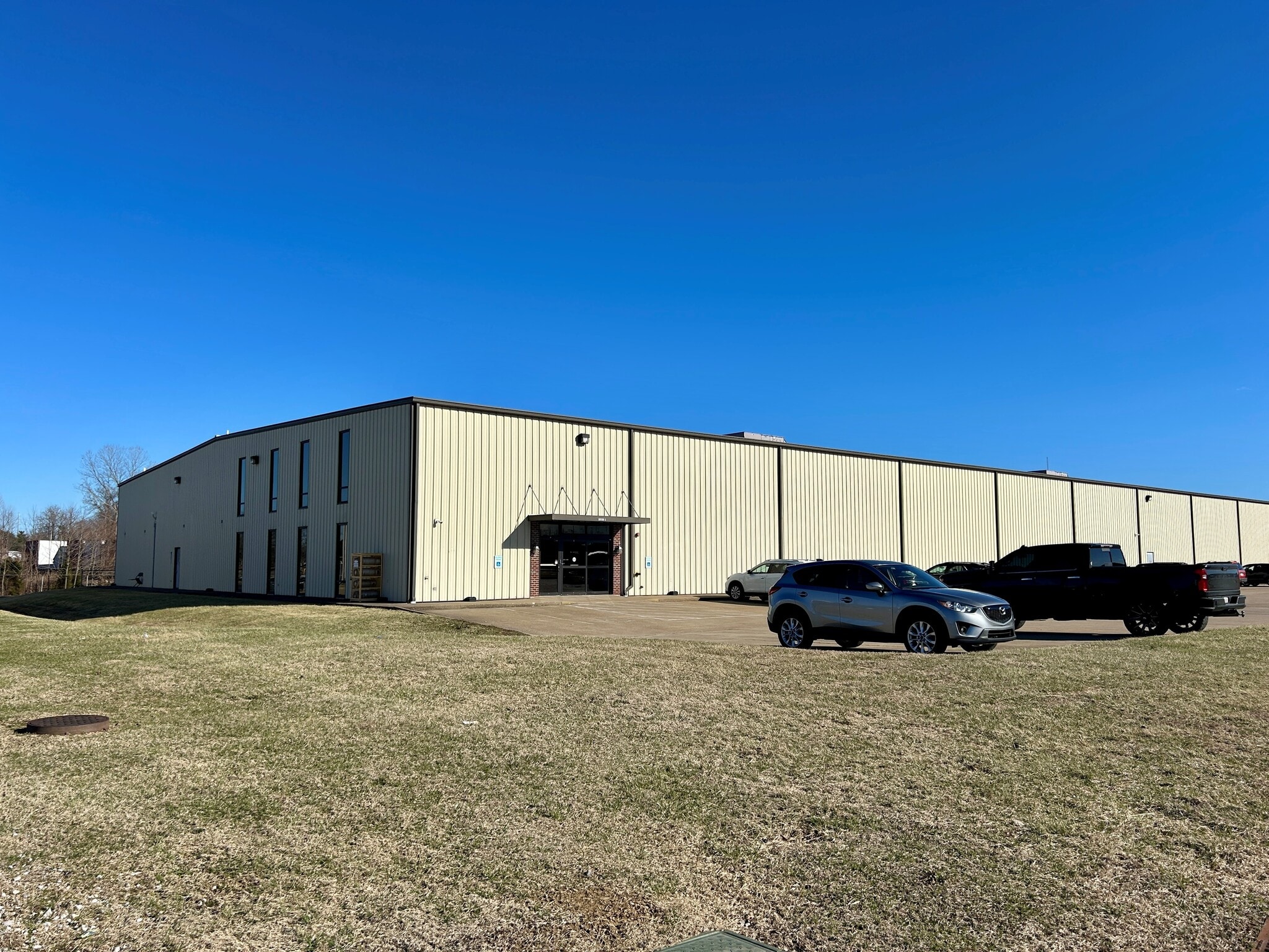 2625 Kotter Ave, Evansville, IN for lease Primary Photo- Image 1 of 7