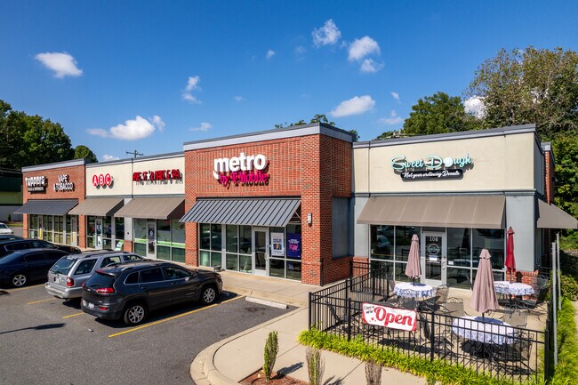 More details for 400 Dobys Bridge Rd, Fort Mill, SC - Retail for Lease