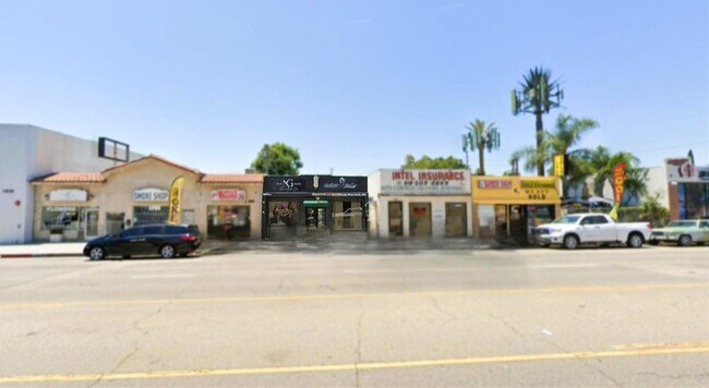 Plus de détails pour 10544 Victory Blvd, North Hollywood, CA - Commerce de détail à vendre