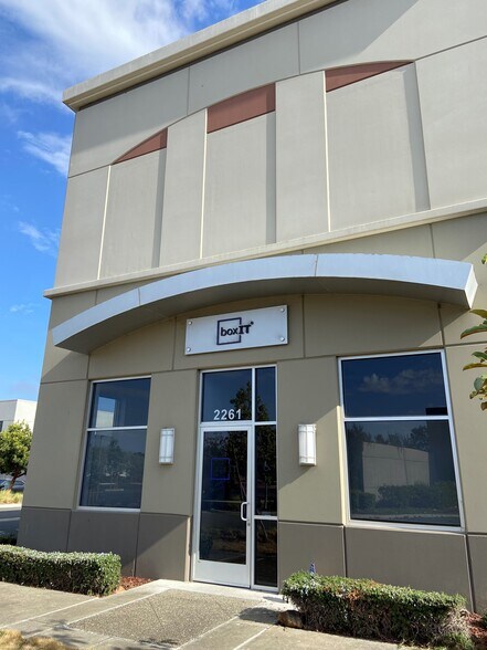 2251-2263 Harbor Bay Pky, Alameda, CA à vendre - Photo du bâtiment - Image 3 de 14
