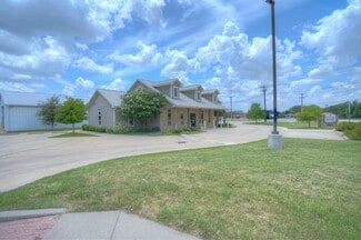 More details for 3209 Fort Worth Dr, Denton, TX - Office for Lease