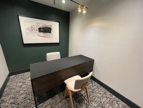 1033 W Broad St, Falls Church, VA for lease Interior Photo- Image 1 of 3
