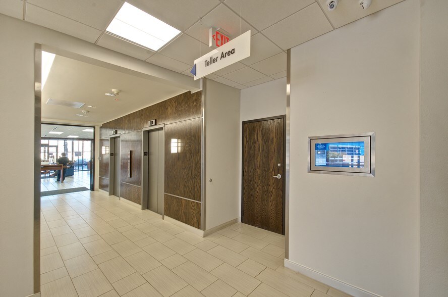 1600 E Pioneer Pky, Arlington, TX à louer - Photo intérieure - Image 3 de 10