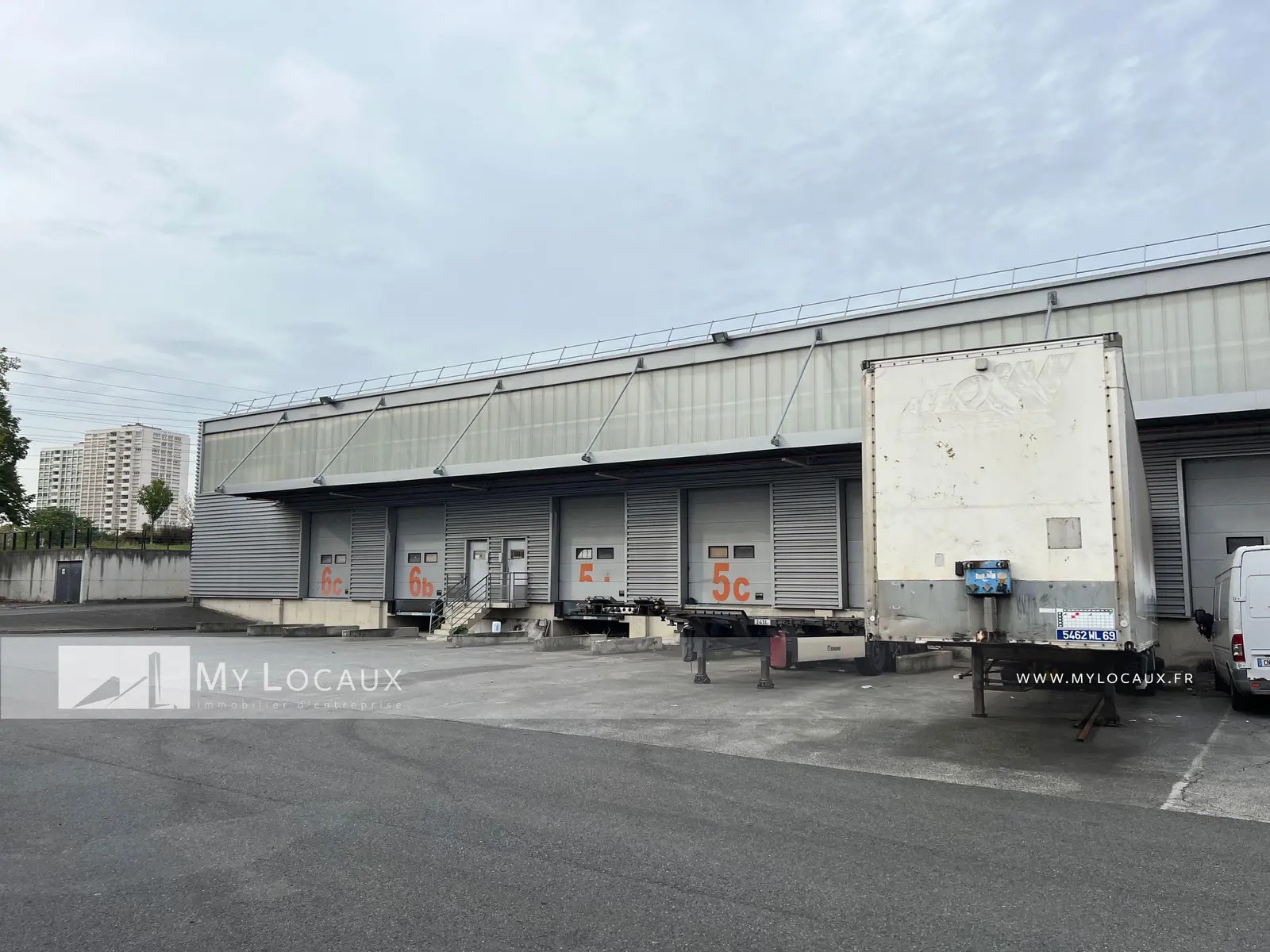 Route Principale Du Port, Gennevilliers for lease Building Photo- Image 1 of 11