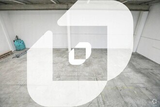 26 Rue Robert Witchitz, Ivry-sur-Seine for lease Interior Photo- Image 2 of 3