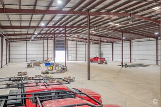 1001 Bridge St, Fuquay Varina, NC for lease Interior Photo- Image 1 of 2