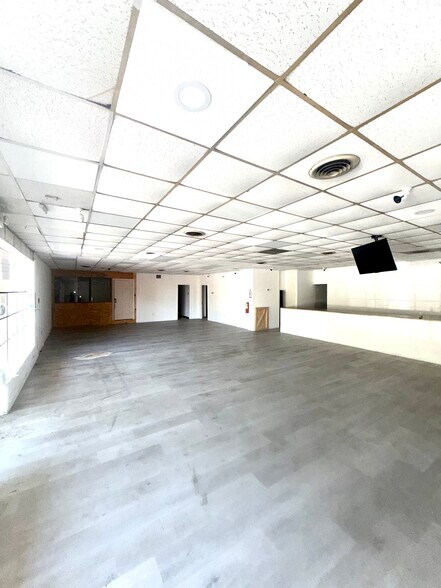 3861 Washington Rd, East Point, GA à louer - Photo du bâtiment - Image 3 de 16