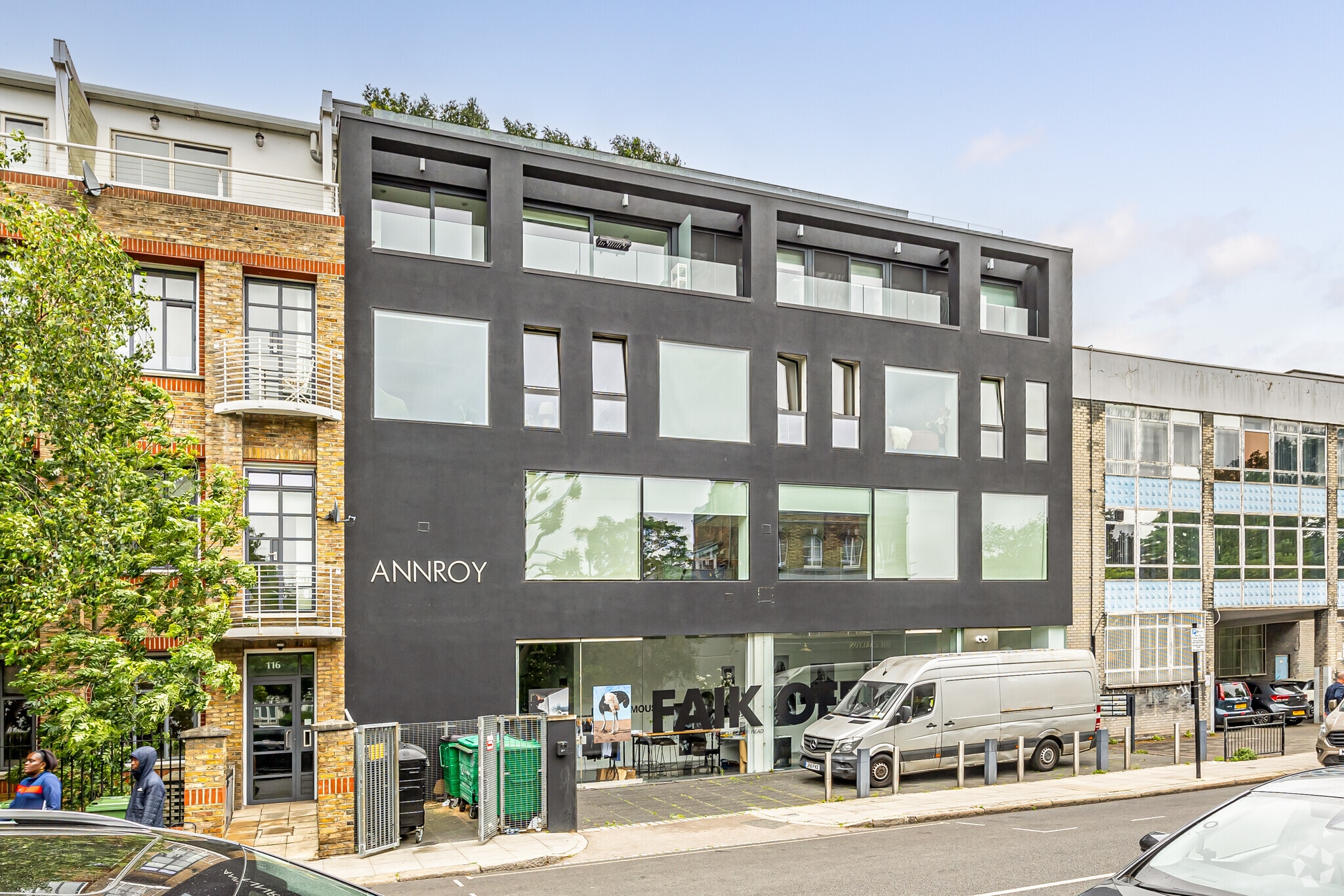 110-114 Grafton Rd, London for lease Primary Photo- Image 1 of 7