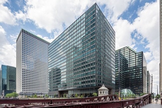 Plus de détails pour 120 S Riverside Plz, Chicago, IL - Commerce de détail à louer