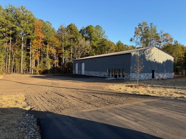 8704 Valley Falls rd, Boiling Springs, SC à louer Photo principale- Image 1 de 6