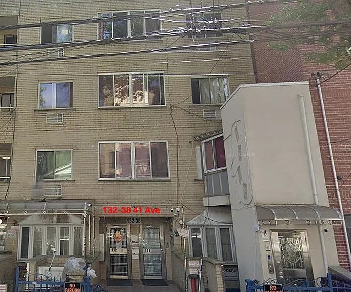 13238 41st Ave, Flushing, NY à vendre Photo du bâtiment- Image 1 de 1