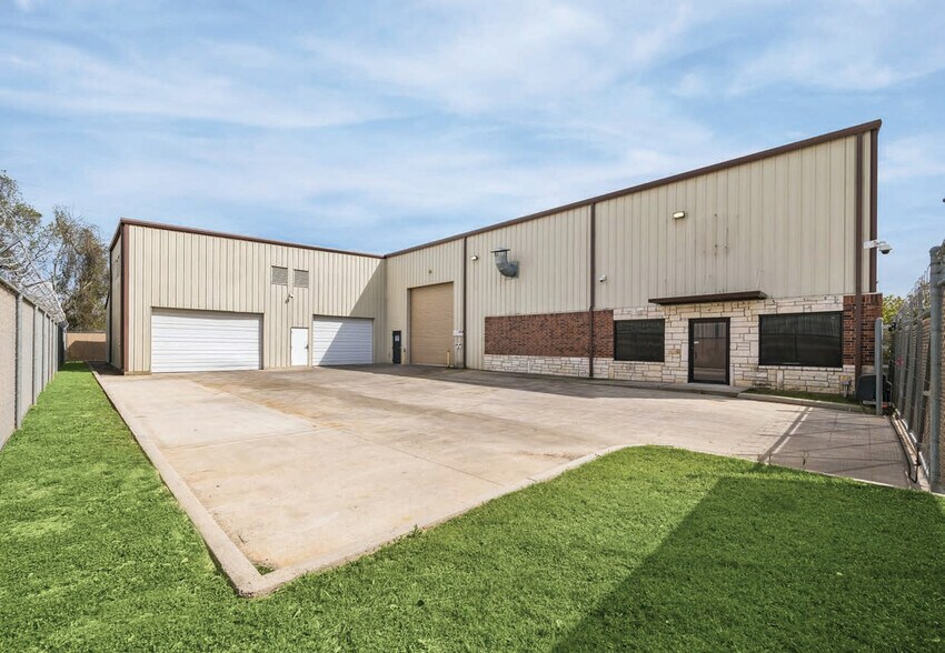 5045 FM 2920 Rd, Spring, TX for sale - Building Photo - Image 2 of 21