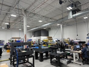 25 South St, Hopkinton, MA for lease Interior Photo- Image 1 of 3