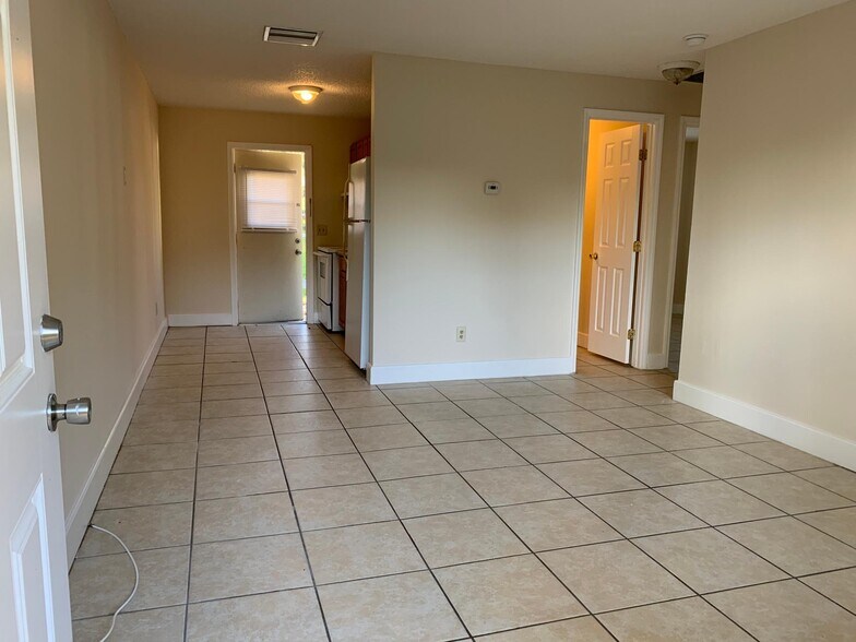 10605 Walker Rd, Thonotosassa, FL for sale - Building Photo - Image 3 of 30