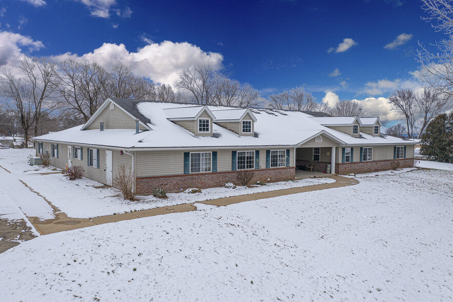 8 Terrace View Blvd, Oregon, IL à vendre - Photo principale - Image 1 de 1