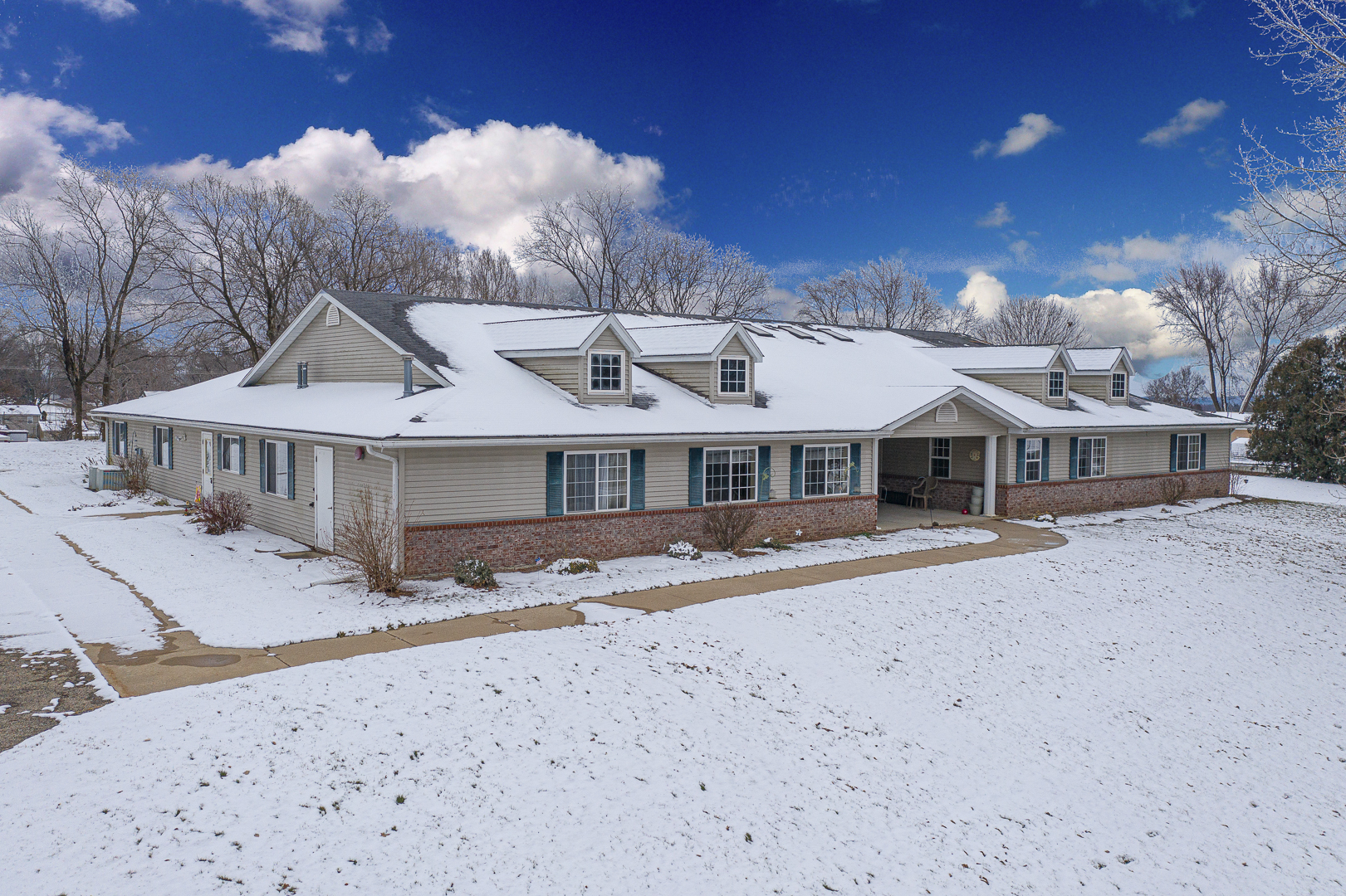 8 Terrace View Blvd, Oregon, IL à vendre Photo principale- Image 1 de 1