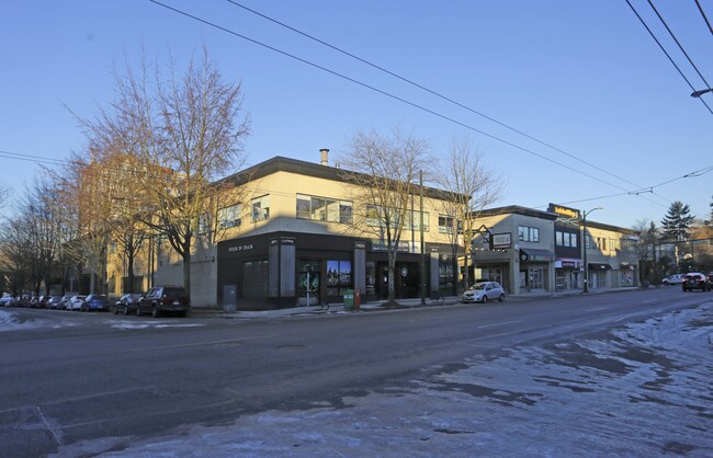Plus de détails pour 2083 Alma St, Vancouver, BC - Bureau à louer