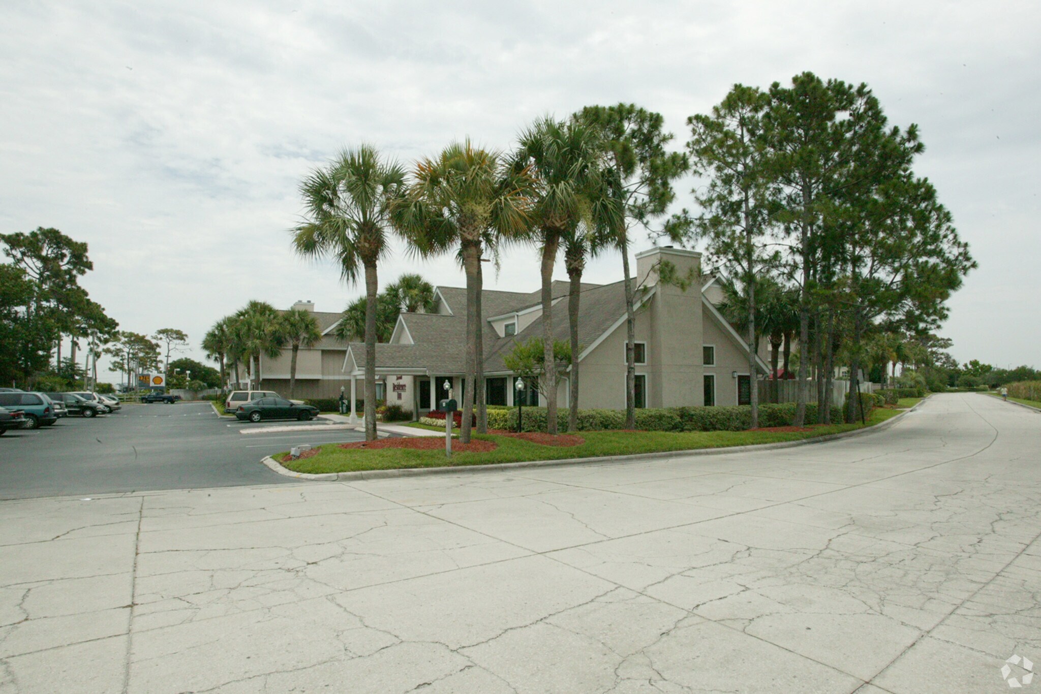 13200 49th St N, Clearwater, FL à vendre Photo du bâtiment- Image 1 de 1