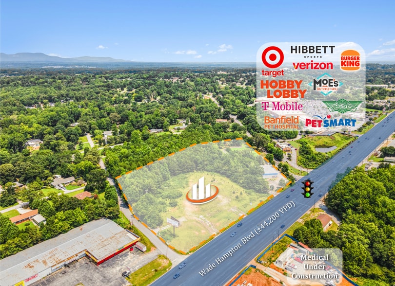 5215 Wade Hampton Blvd, Taylors, SC for sale - Building Photo - Image 3 of 8