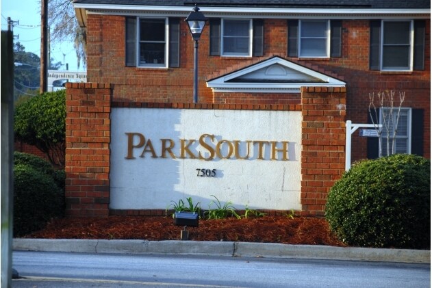 7505 Waters Ave, Savannah, GA à louer - Photo du bâtiment - Image 2 de 11