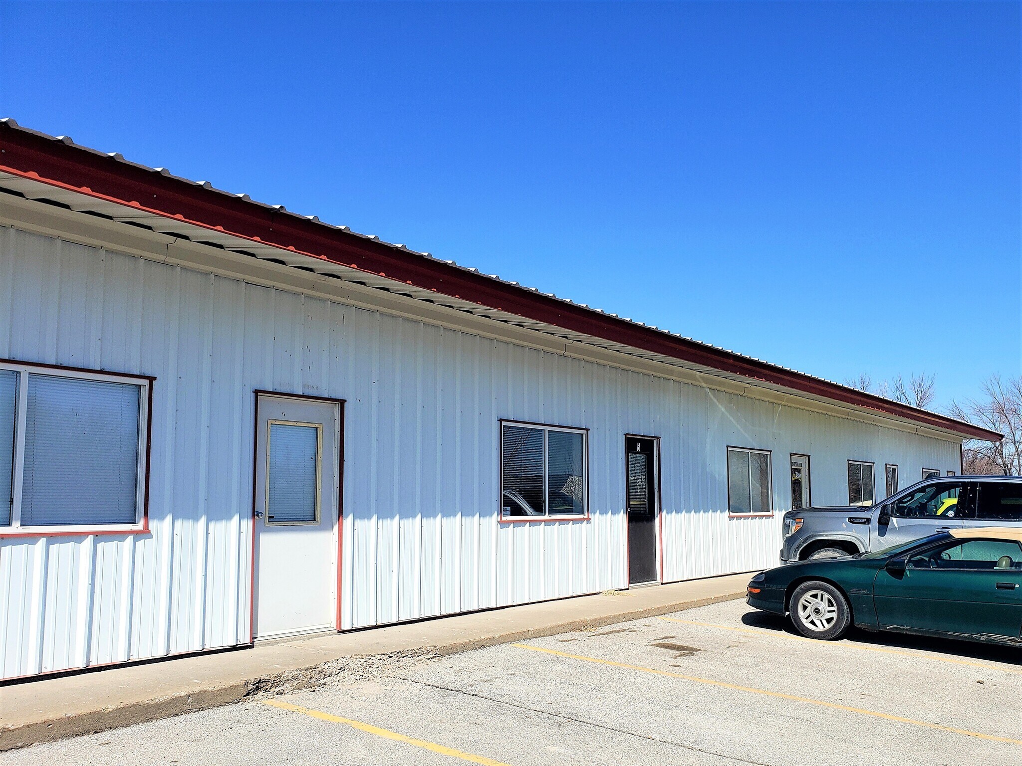 1201 Airport Rd, Ames, IA à louer Photo du bâtiment- Image 1 de 2