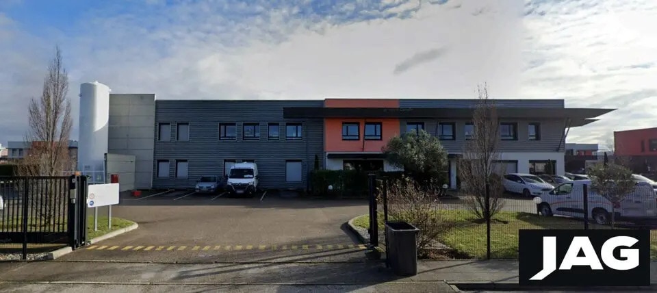 Flex in Saint-Priest for lease Building Photo- Image 1 of 4