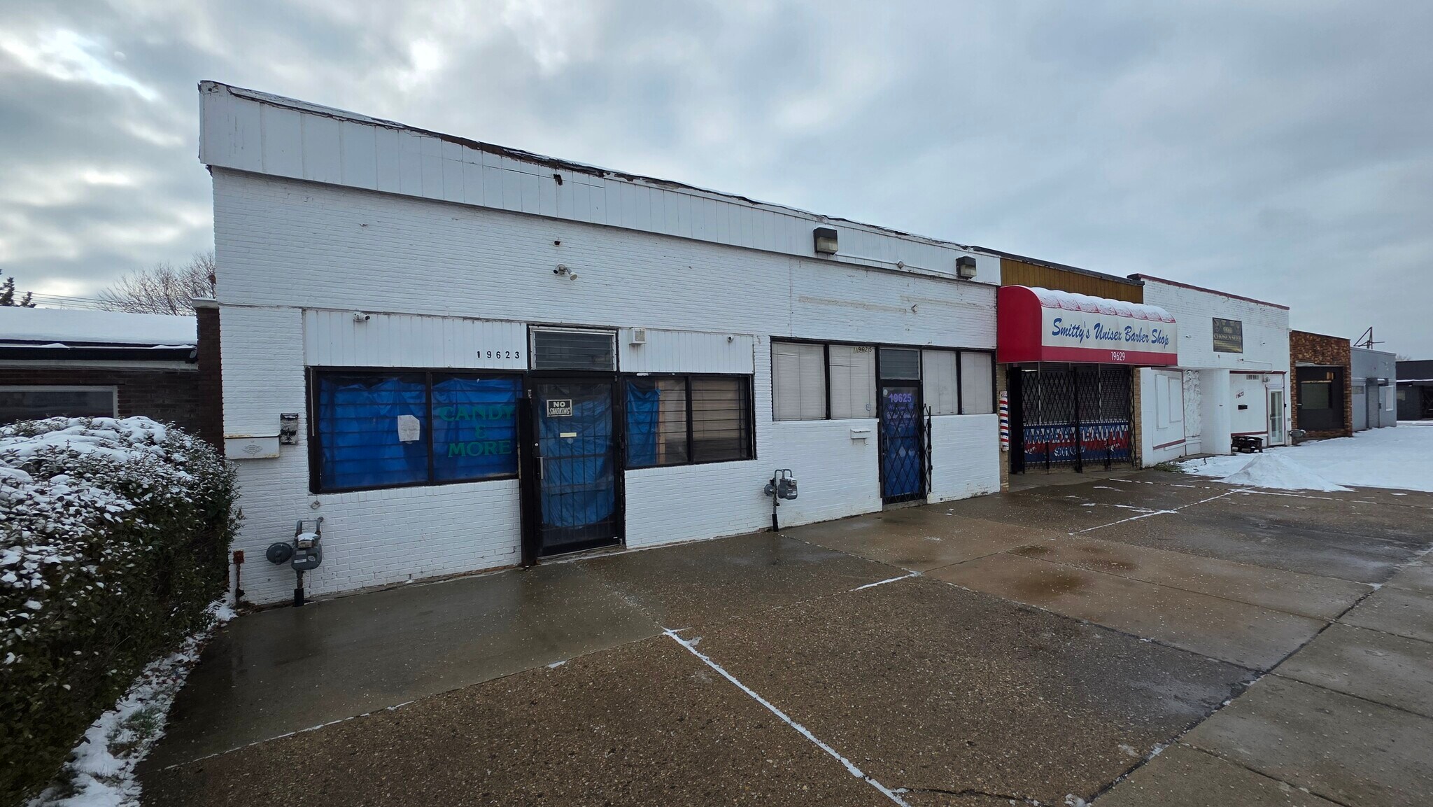 19623 Joy Rd, Detroit, MI à vendre Photo principale- Image 1 de 4