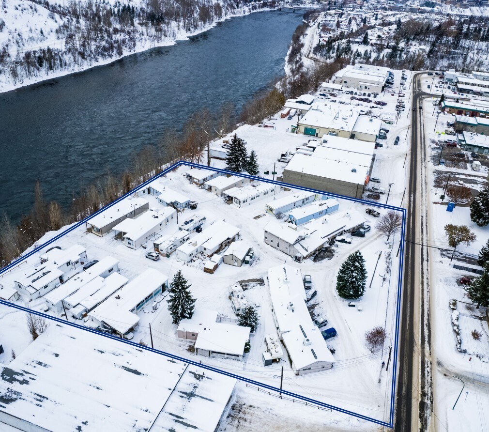 3080 Highway Dr, Trail, BC for sale Primary Photo- Image 1 of 1