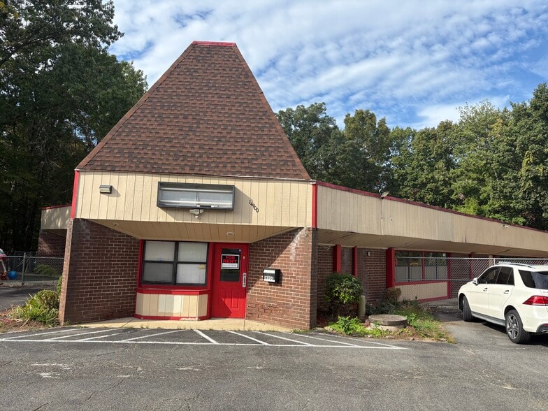 14900 Cloverdale Rd, Dale City, VA for lease - Building Photo - Image 2 of 11