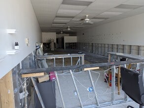 1154 Lawrenceville Hwy, Lawrenceville, GA for lease Interior Photo- Image 2 of 4