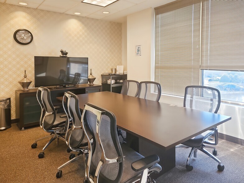 320 W Lanier Ave, Fayetteville, GA à louer - Photo intérieure - Image 3 de 14