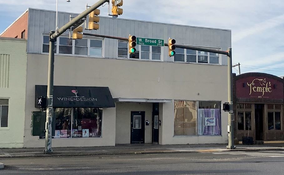 2707-2711 W Broad St, Richmond, VA for lease - Building Photo - Image 1 of 2