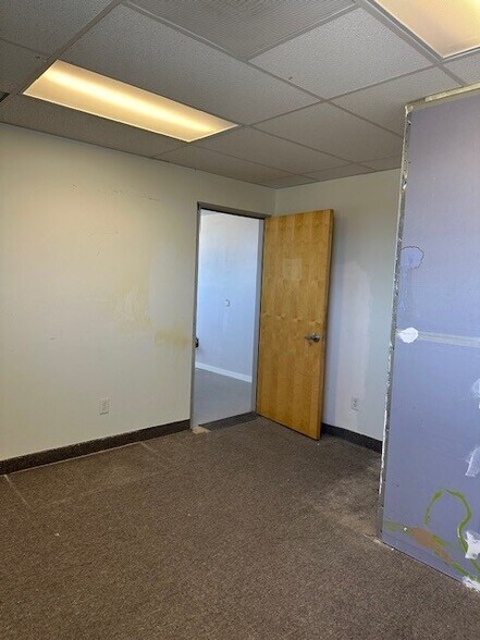 3056 Del Monte Blvd, Marina, CA à louer - Photo intérieure - Image 3 de 20