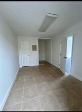 1620-1646 SE Village Green Dr, Port, Port Saint Lucie, FL for lease Interior Photo- Image 2 of 2