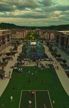 15325 Old Town Dr, Parkville, MO - Aerial  map view - Image1