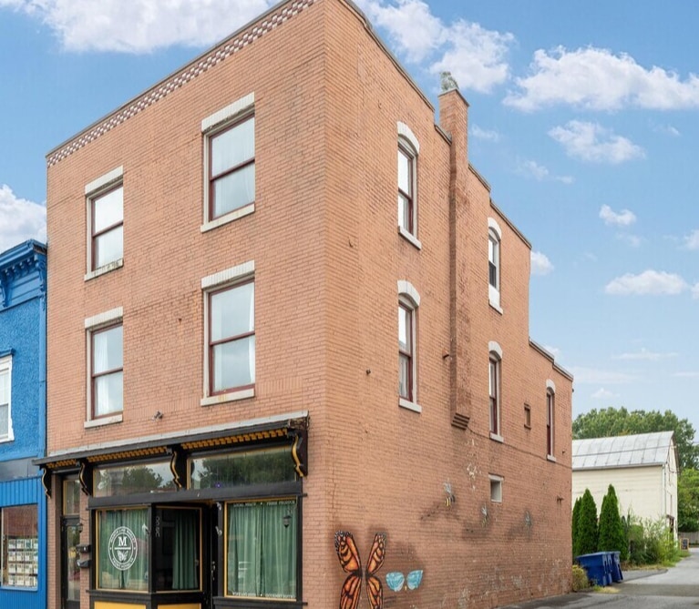 401 E Main St, Front Royal, VA à vendre Photo du bâtiment- Image 1 de 20