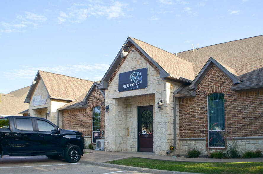 2730 Virginia Pky, McKinney, TX à vendre - Photo du bâtiment - Image 2 de 8