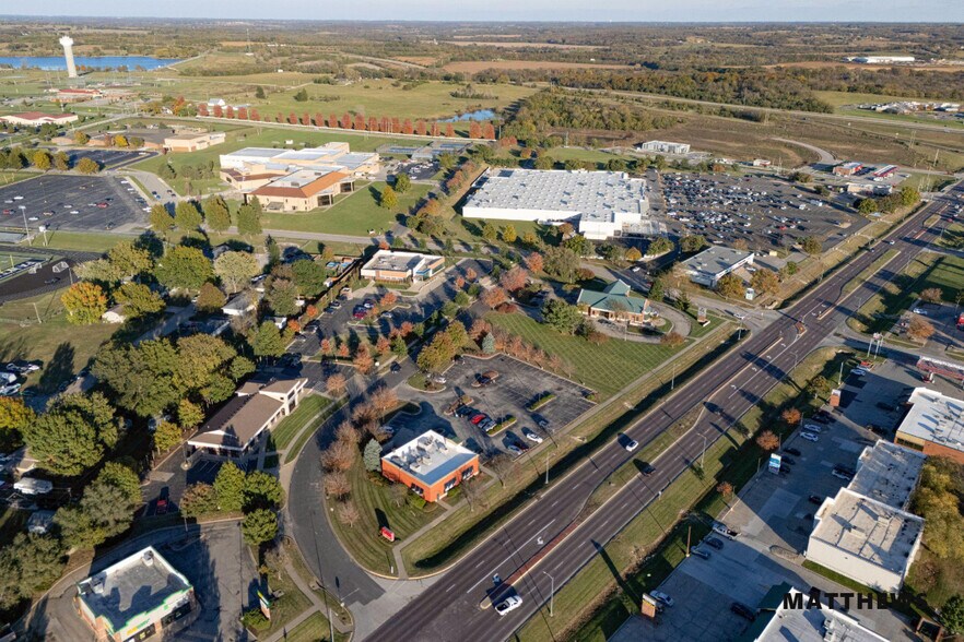 1301 Kansas Dr, Paola, KS à vendre - Photo du bâtiment - Image 2 de 3